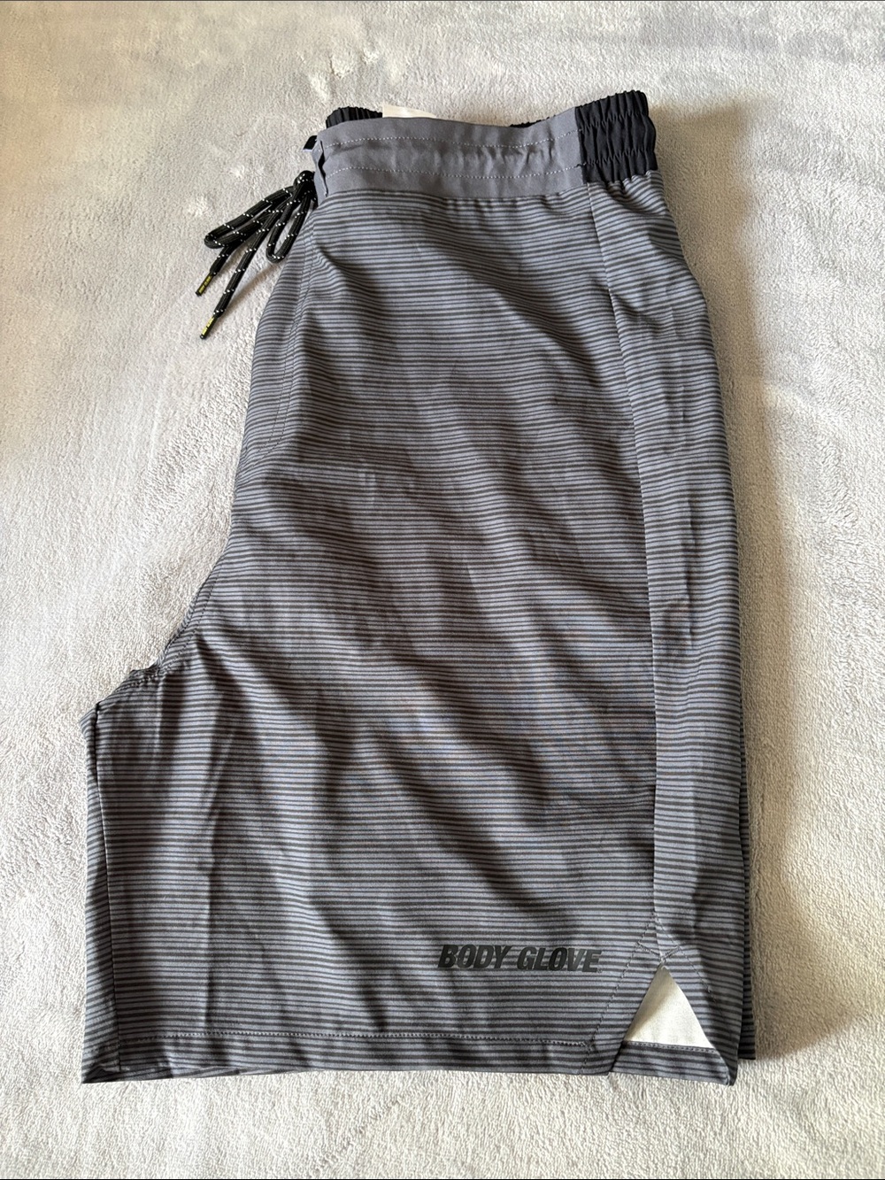 Body Glove Men’s Gray Striped Sweatpants with Black Waistband
